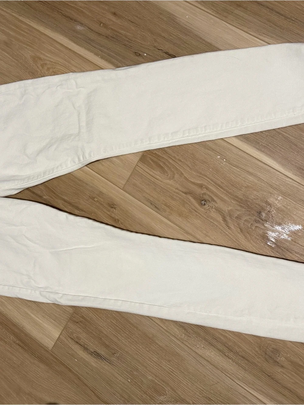 Citizens Of Humanity Off-White Jeans with Contrast Stitching - Picture 2 of 8